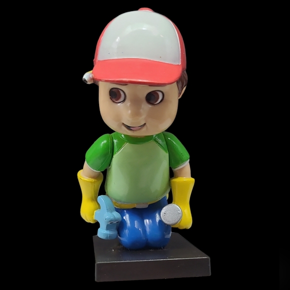 DISNEY'S "HANDY MANNY" HAMMER AND NAIL FIGURE          3 1/4" - Picture 1 of 9